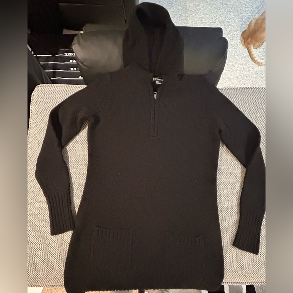 Women's Forever 21 Black Sweater, M